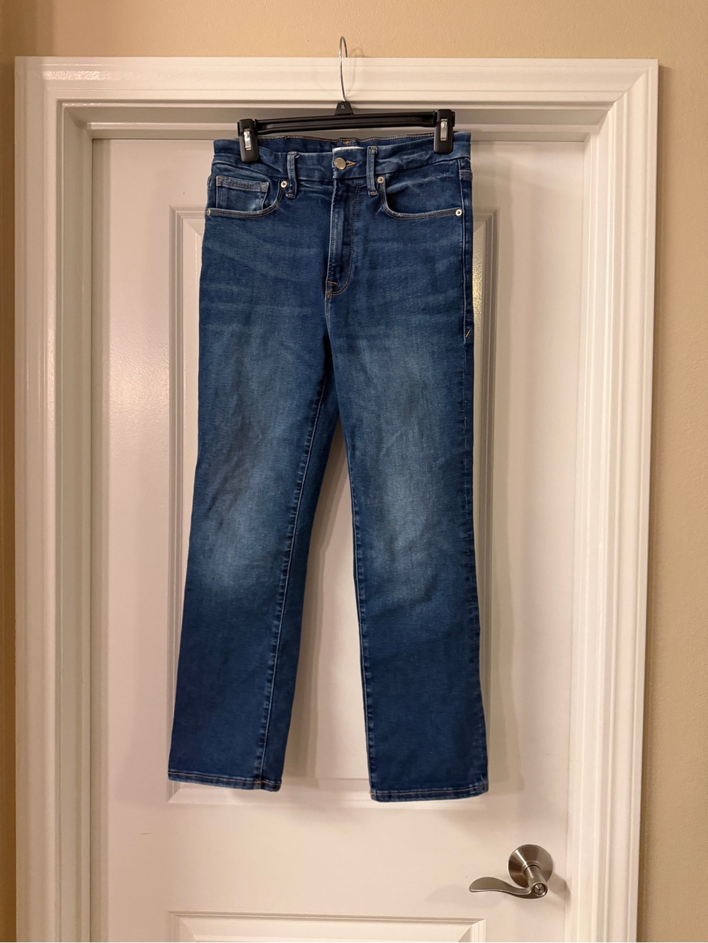 Good American Mid-Blue Straight Leg Jeans